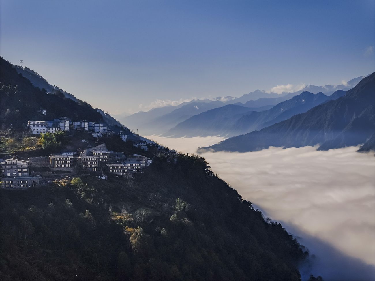 Songtsam Lodge Nujiang Canyon