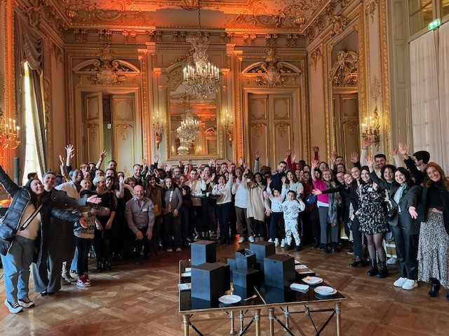 Lors des journes ddies aux familles, les quipes du Shangri-La immortalisent ce moment de partage 