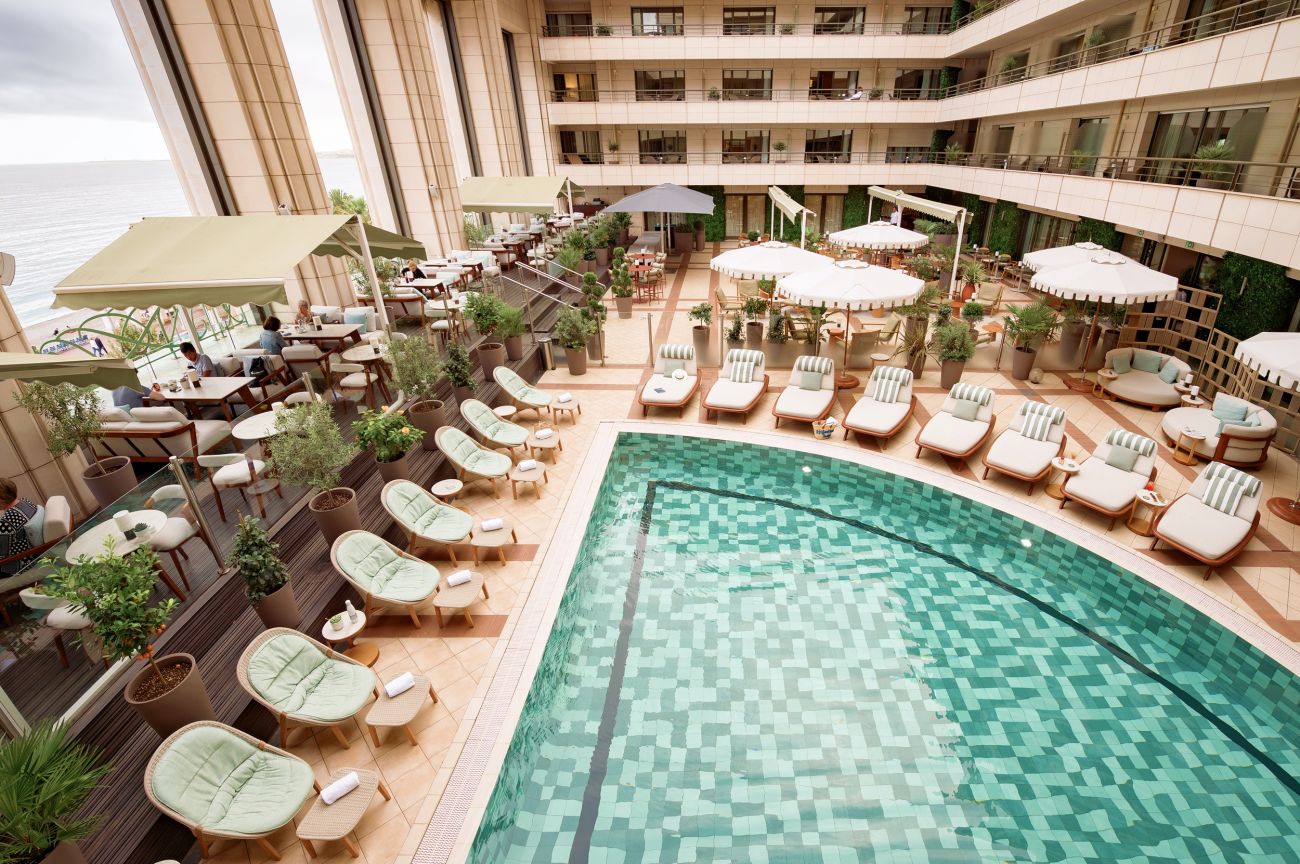 Piscine Extrieure de l'Hyatt Regency Nice Palais de la Mditerrane