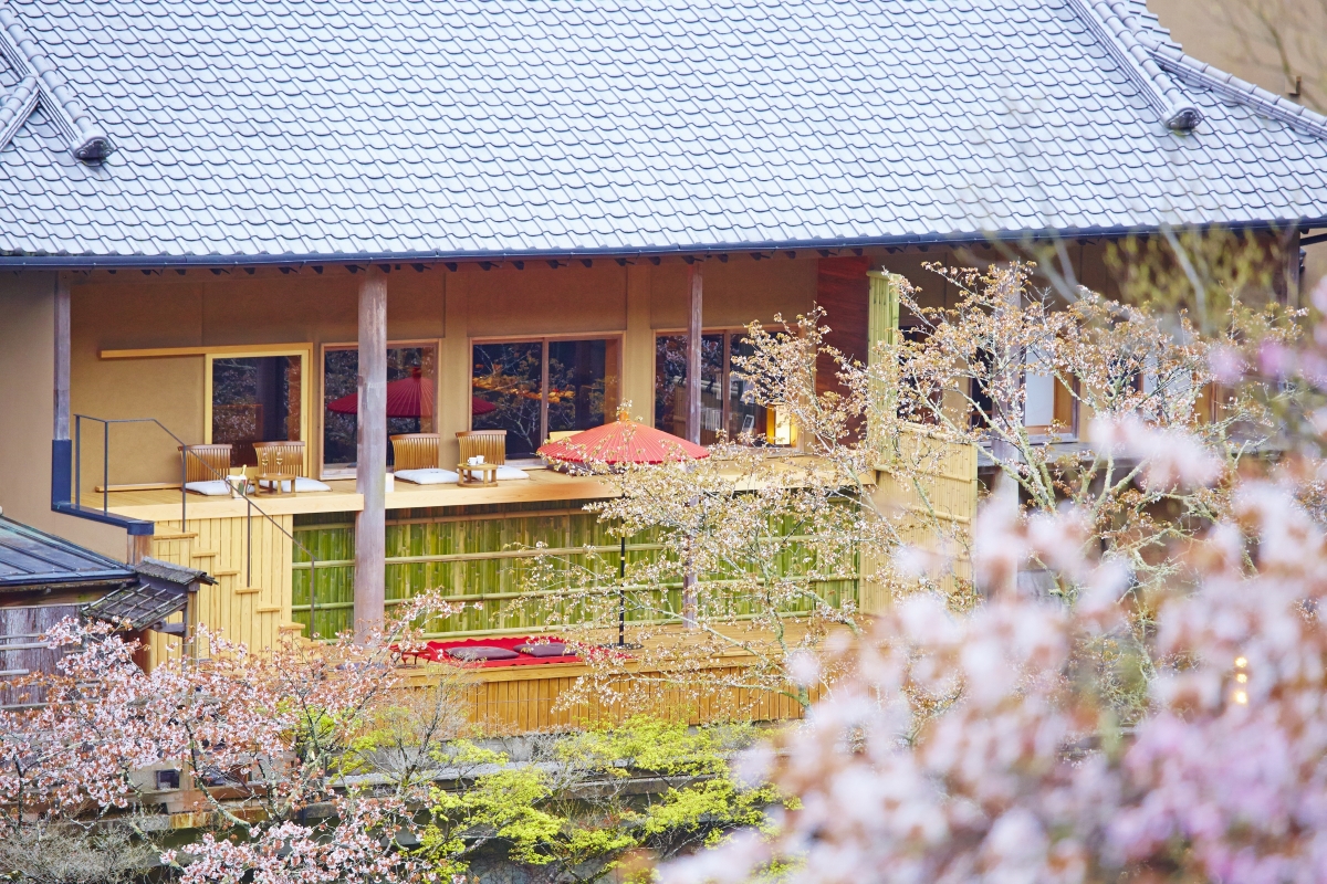 HOSHINOYA Kyoto invites guests to experience the magic of cherry blossoms in a secluded setting