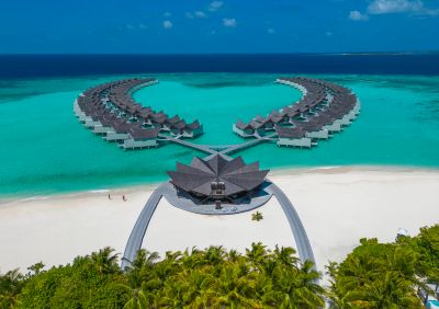 Kuredhivaru Resort and Spa - Bodumas & Overwater Pool Villas