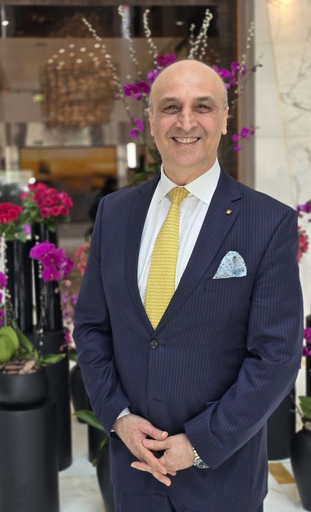 Hakan Ozel, Area General Manager, Operations of Shangri-La Dubai in the lobby of the Shangri-La Dubai