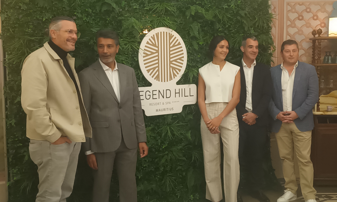 Glenn Viel, Michelin-starred chef, Thierry Naidu, Director of Phoenix Hotel Collection, Eva Naidu, Director of Legend Hill Resort & Spa, as well as Jean Etchepareborde and Michal Ruel, from MJ Dveloppement, presented Mauritius's newest nugget