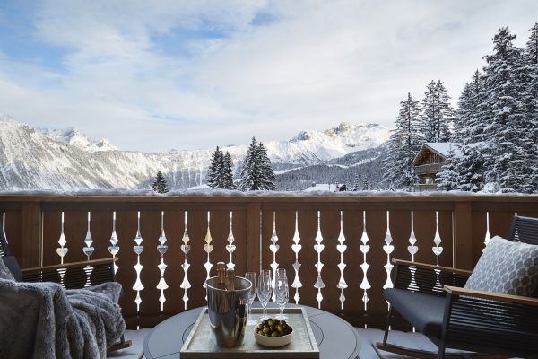 Six Senses Residences Courchevel recruits!